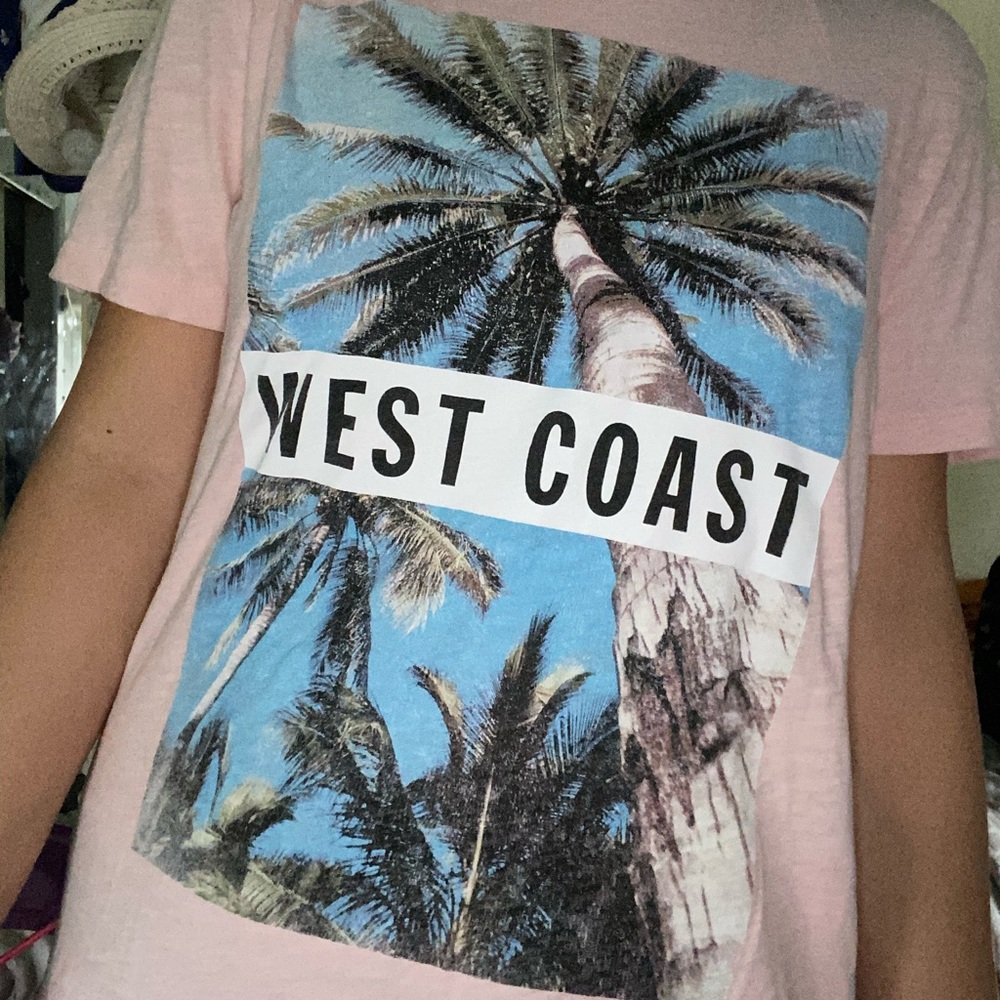 ❗️❗️”WEST COAST” tee❗️❗️